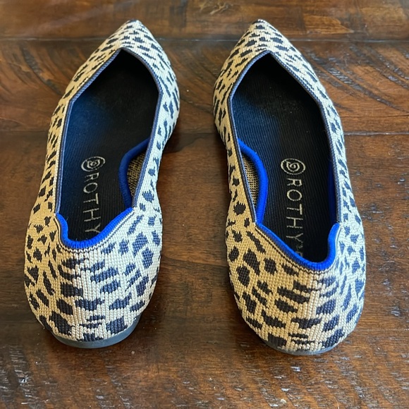 Rothy’s The Point Leopard Pointed Flats Size 8.5 - Picture 7 of 10